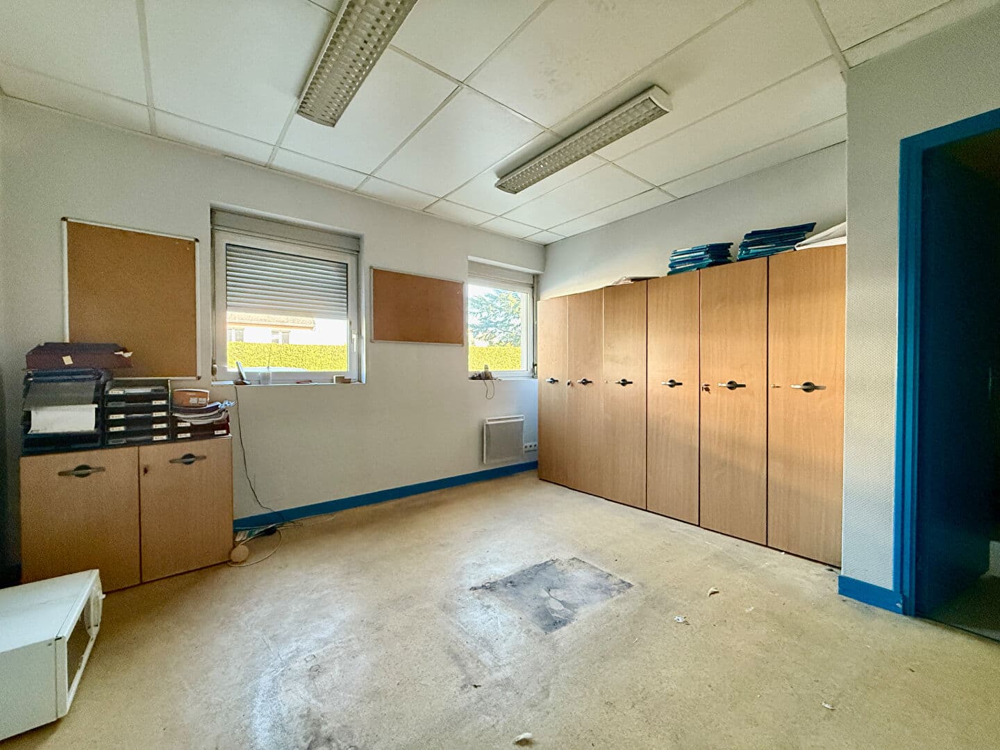 VENDU - VITRE  - LOCAL INDUSTRIEL — Photo 6