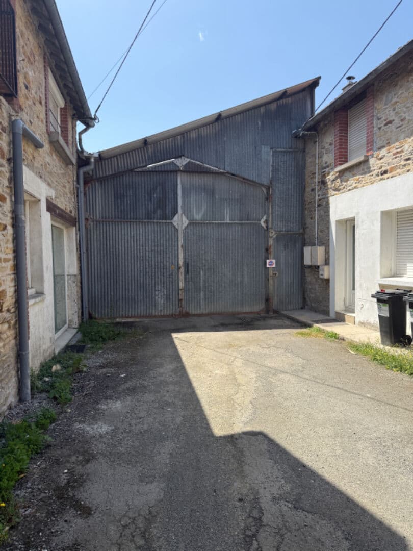 LOCAL DE STOCKAGE - A LOUER — Photo 3