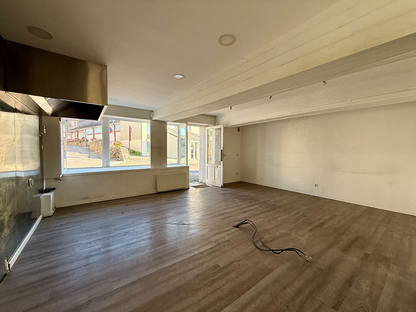 A VENDRE - CHATILLON EN VENDELAIS — Photo 2