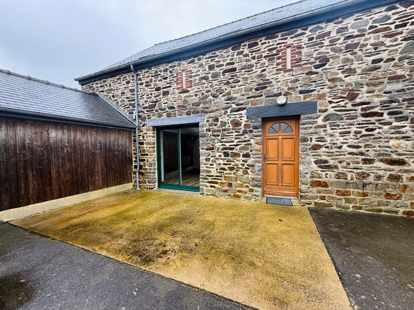 DOMAGNE - APPARTEMENT - A LOUER — Photo 3